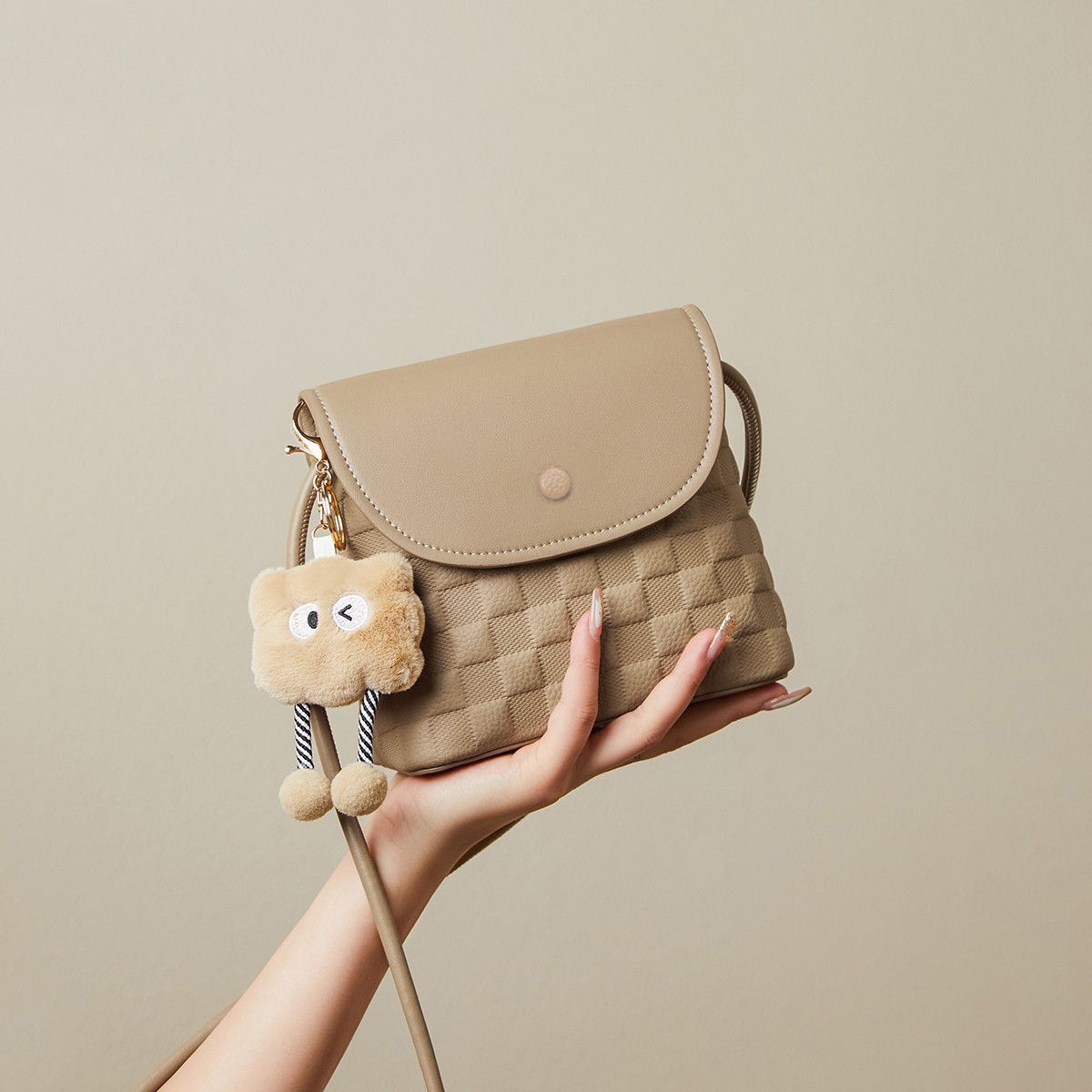 Casual Small Bucket Bag Popular All-match Crossbody Bag Fashion Commuter Small Square Bag