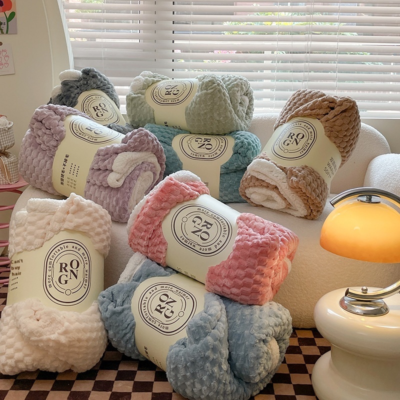 Golden Turtle Velvet Beanie Fleece Blanket Sherpa Double Layer Blanket Throw Blanket