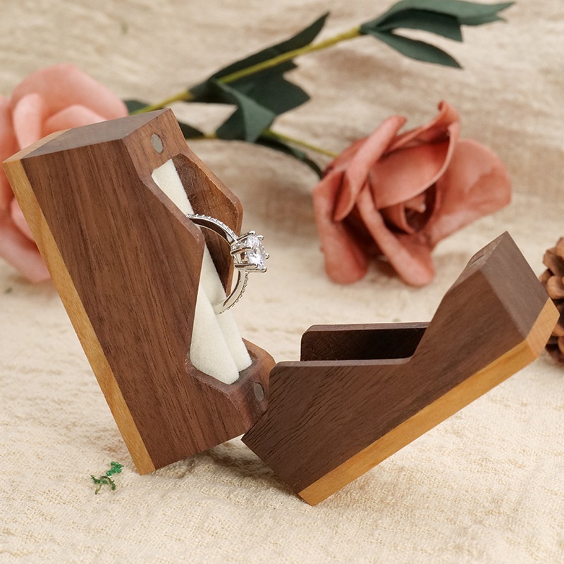 Black Walnut Ring Box Proposal Ceremony Portable Ring Storage Gift Box Couple Ring Box Diamond Ring Box Supports DIYEngraving
