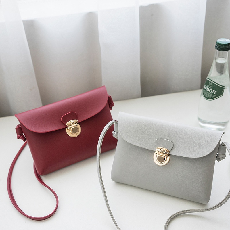 Women's Bag2018 Crossbody Lock Buckle Small Square Bag Fashion Personalized Mobile Phone Bag Gift Small Bag