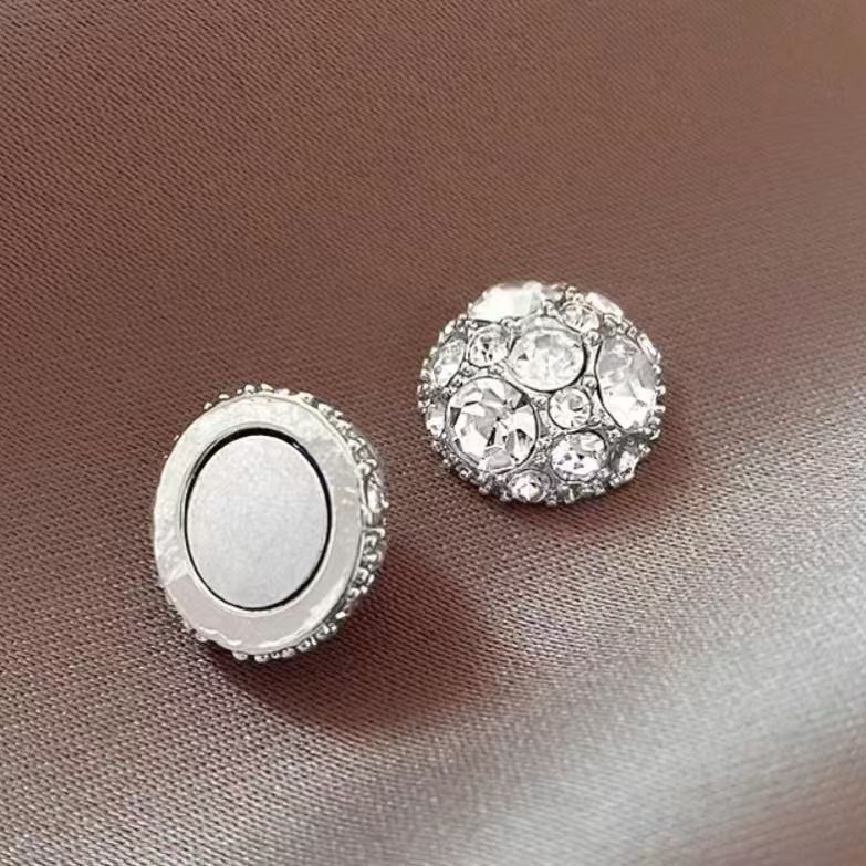 No Ear Hole Zircon Ear Clip Suction Strong Magnetic Earrings Women Tide Luxury Niche Earrings