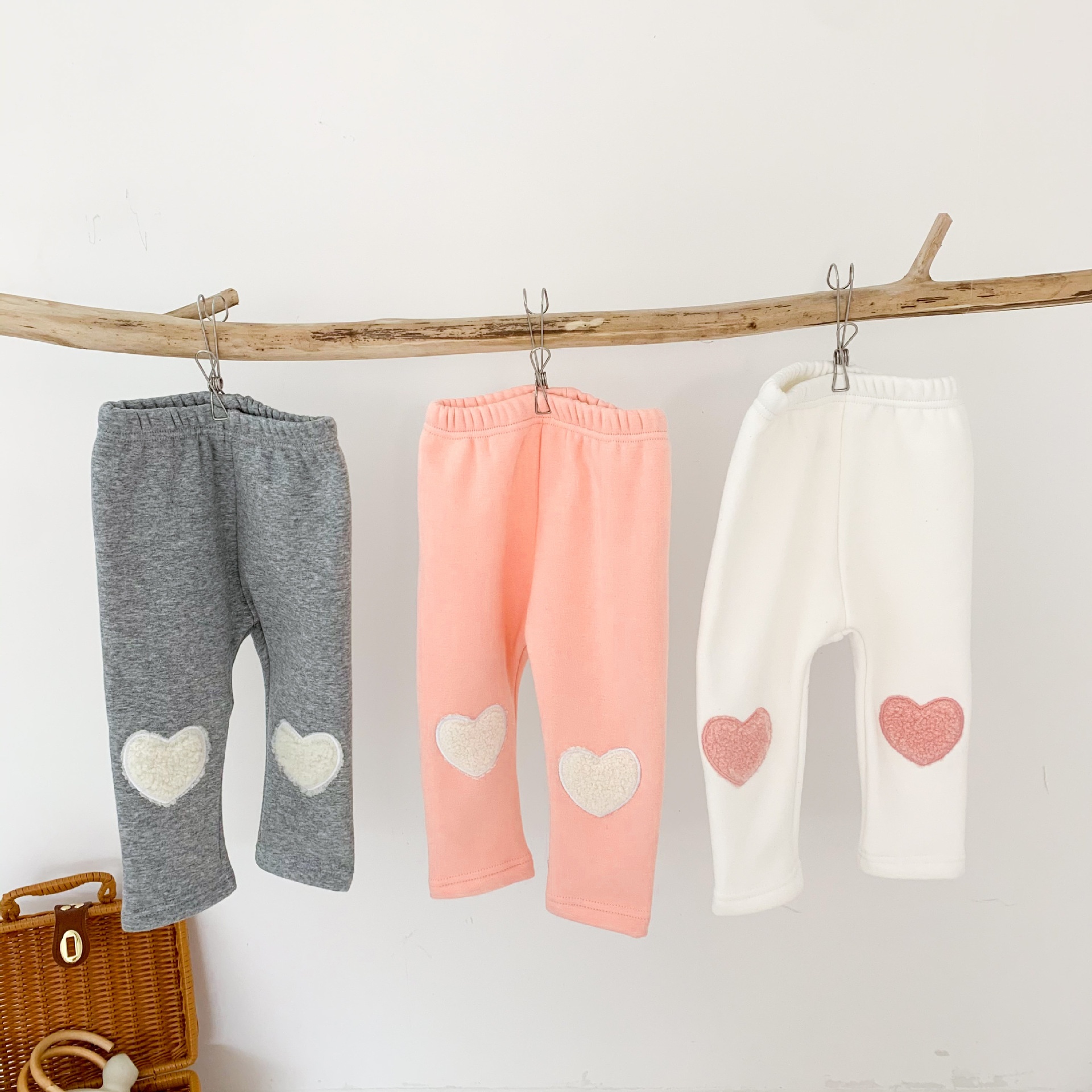 Winter Velvet Warm Baby Leggings Korean Style Love Printed Baby Pants For Children To Go Out