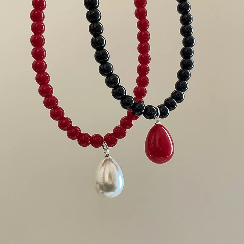 South Korea Blogger Red Water Drop Pearl Necklace Women's Niche Style Clavicle Chain Light Luxury High-end Necklace Chain