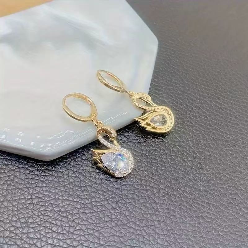 Light Luxury Style Little Swan Exquisite High-grade Earrings Ear Buckle Super Flash Elegant High-grade Creative Earrings