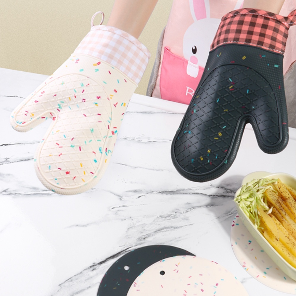 Nordic Style Kitchen Oven Gloves Silicone Baking Gloves Creative Splicing Small Fresh Fancy Heatulation Gloves