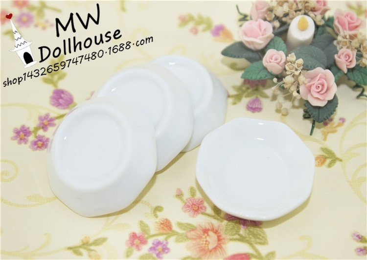 52 DOLLHOUSEMiniature Food Play Scene Model Dollhouse Accessories Mini Ceramic Food Plate C3019