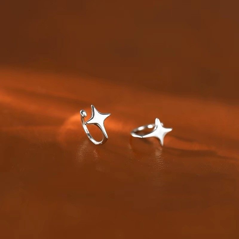 Star Ear Clip Earrings Without Ear Holes Women's Y Simple Design Sense Personality Niche Glow Surface Awn Star Ear Clip Earrings