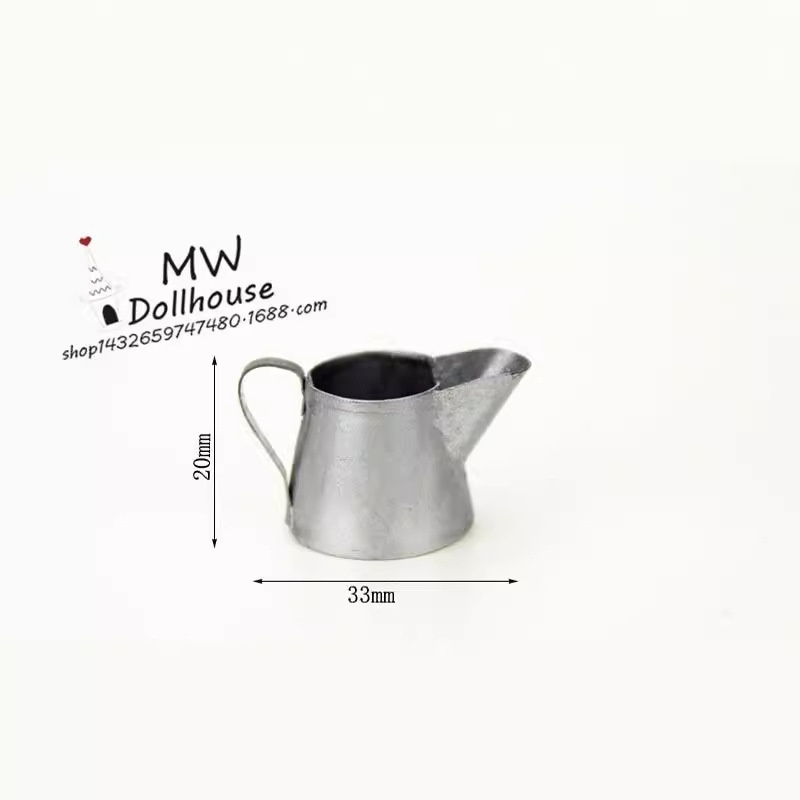 Classic Kettle Miniature Food Play Scene Model Doll House Accessories Mini Garden Watering Can L199