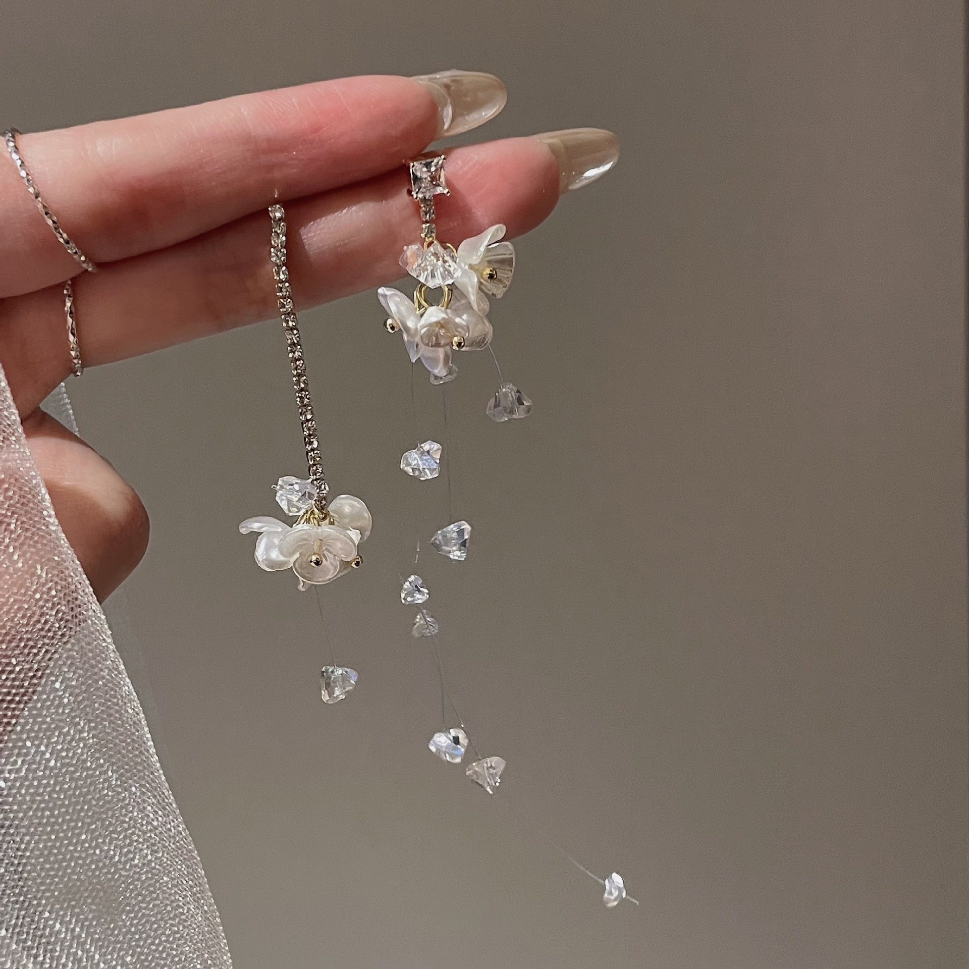 Flower Sea | Long Fairy Gas Asymmetric Tassel Mosquito-repellent Incense Plate Ear Clip Without Ear Hole Woman Round Face Earrings Bride Earrings