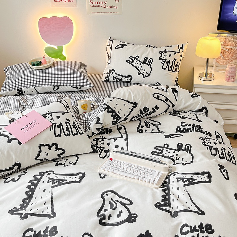 Black And White Graffiti Crocodile Kitten Pure Cotton Bed Set Of Four