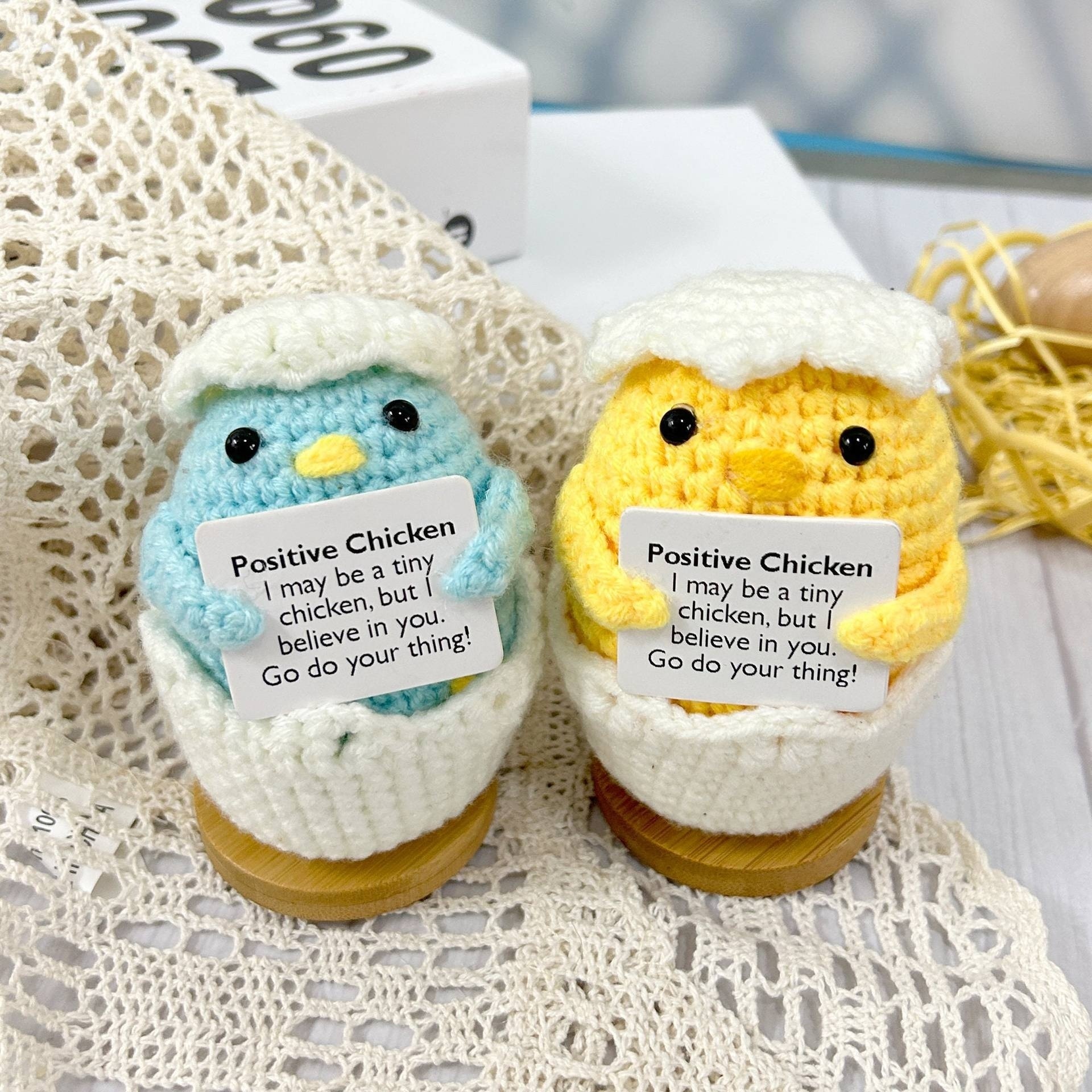 Explosions Cartoon Shelled Chick Holding Card Series Positive Energy Pure Hand-crocheted Finished Decompression Wool Doll