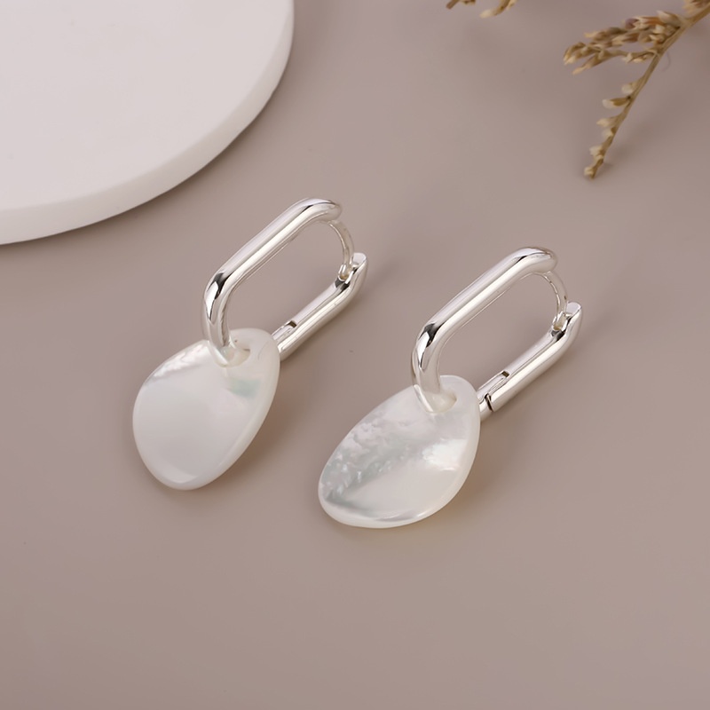 Korean-style Niche Design Special-shaped Water Drop White Butterfly Shells Earrings Style High-texture Natural Earrings Ear Buckle Simple