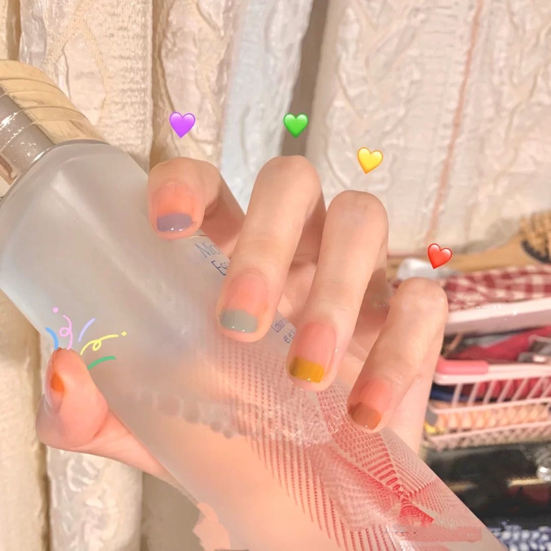 24 Pieces Of Summer Dopamine Color French Manicure Finished False Nails Short Square Girl Nail Stickers