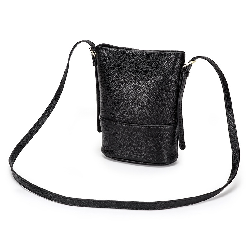 Genuine Leather Mobile Phone Bag Women's First Layer Cowhide Women's Shoulder Crossbody Bag Large Capacity Bucket Mobile Phone Bag