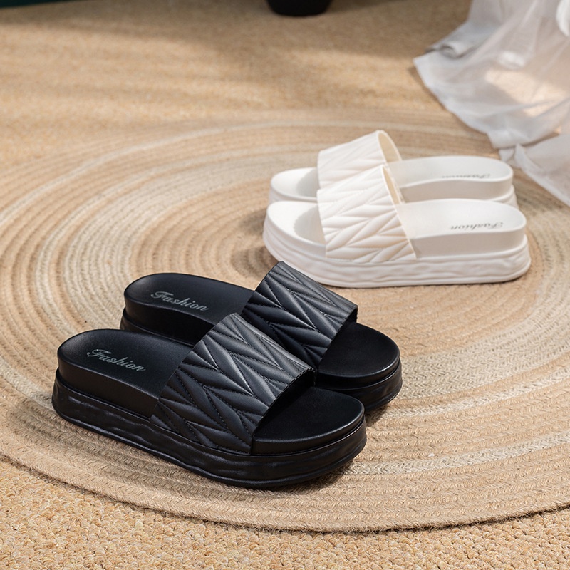 Thick-soled Slippers For Women To Wear As Outerwear,Fashionable Summer Styles,Internet Celebrity Comfortable Flip Flops,Casual Beach Sandals