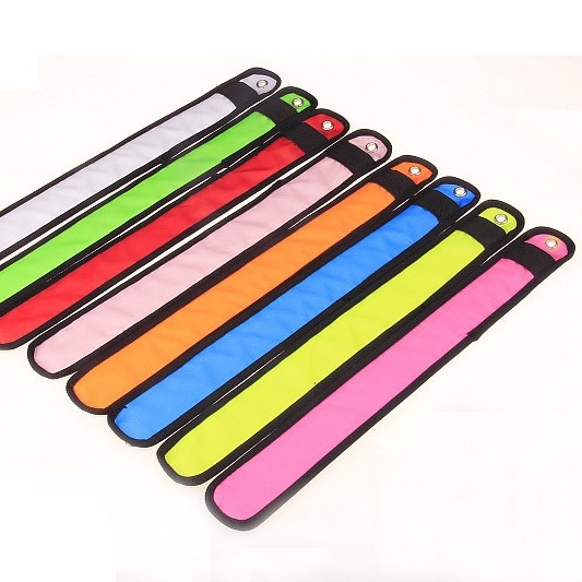 LEDClap Light-up Wristband,Outdoor Activity Arm Band,Night Running Armband,Concert Luminous Fluorescent Bracelet