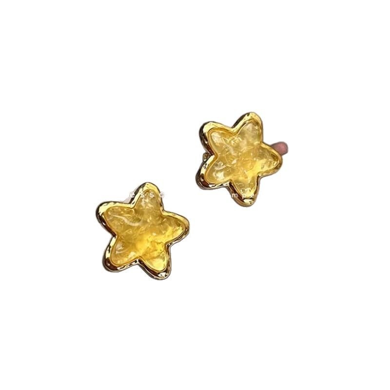 Yellow Star Ear Clip Women's Earrings Without Ear Holes Artistic Students Light Luxury High Sense Niche Sweet Cute Earrings