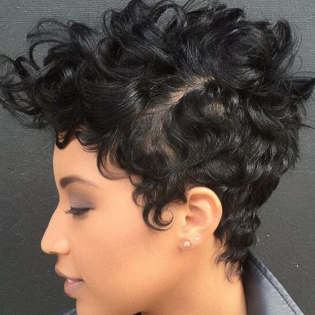 Black Wig European And American WIG Fashion Ladies Short Curly Hair Chemical Fiber Headgear S