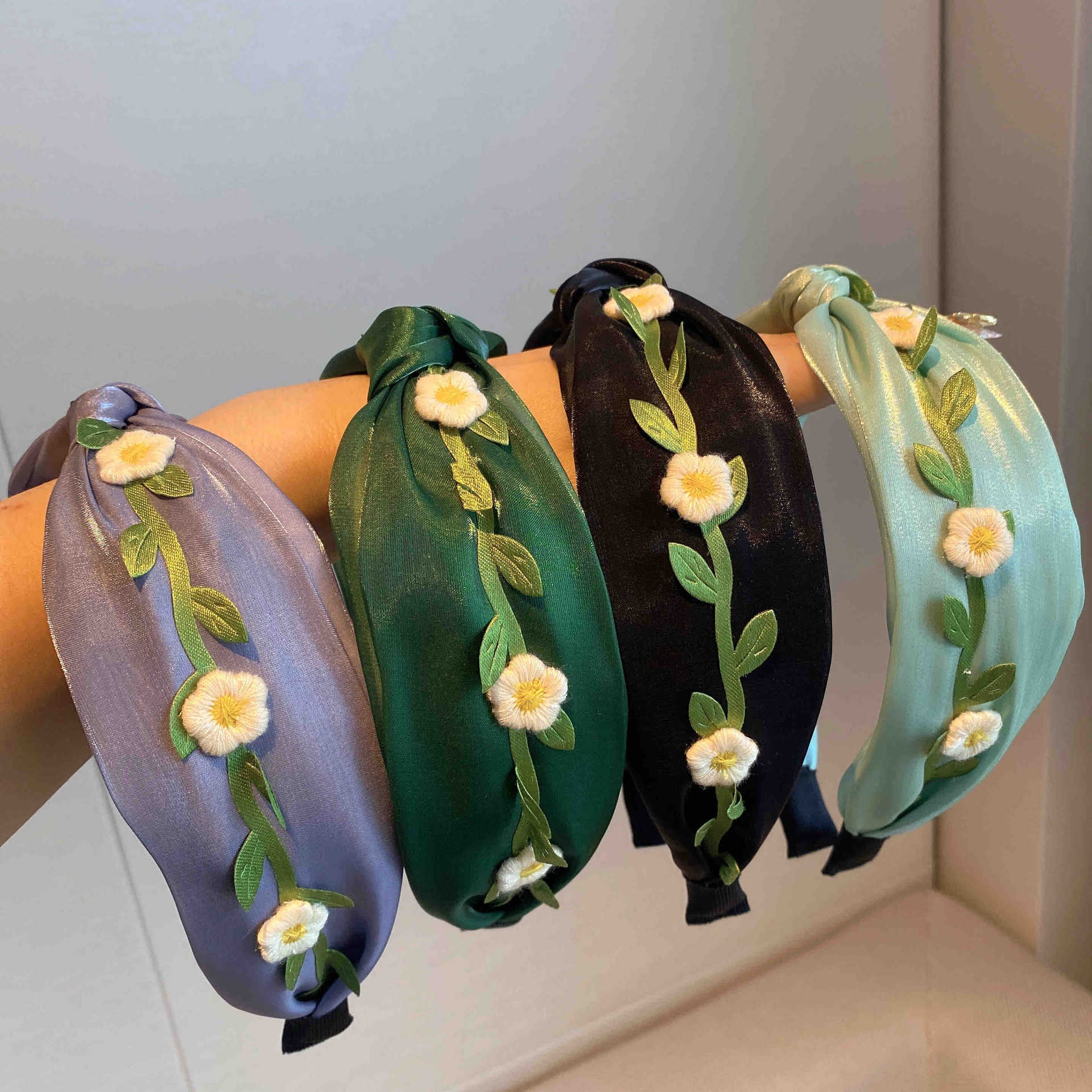 Style Light Luxury Style Wide-brimmed Headband For Women,Whitening,Internet Celebrity Lily Of The Valley,Sweet Headband,Fresh Hairpin,Cloth Hair Accessories