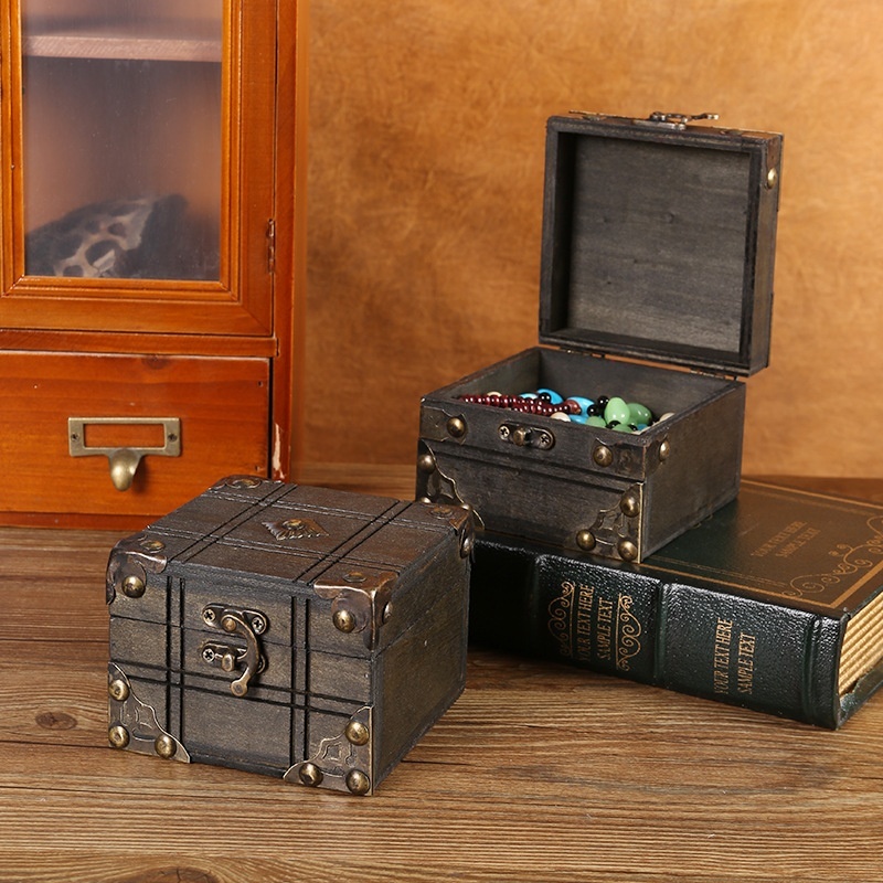 Retro European Storage Box Home Desktop Jewelry Ring Crystal Storage Wooden Small Square Box Treasure Chest