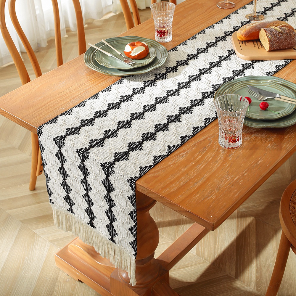 Table Runner Cotton And Linen Striped Stitching Two-color Woven Tassel Table Runner Modern Simple Long Tablecloth Porch Cover