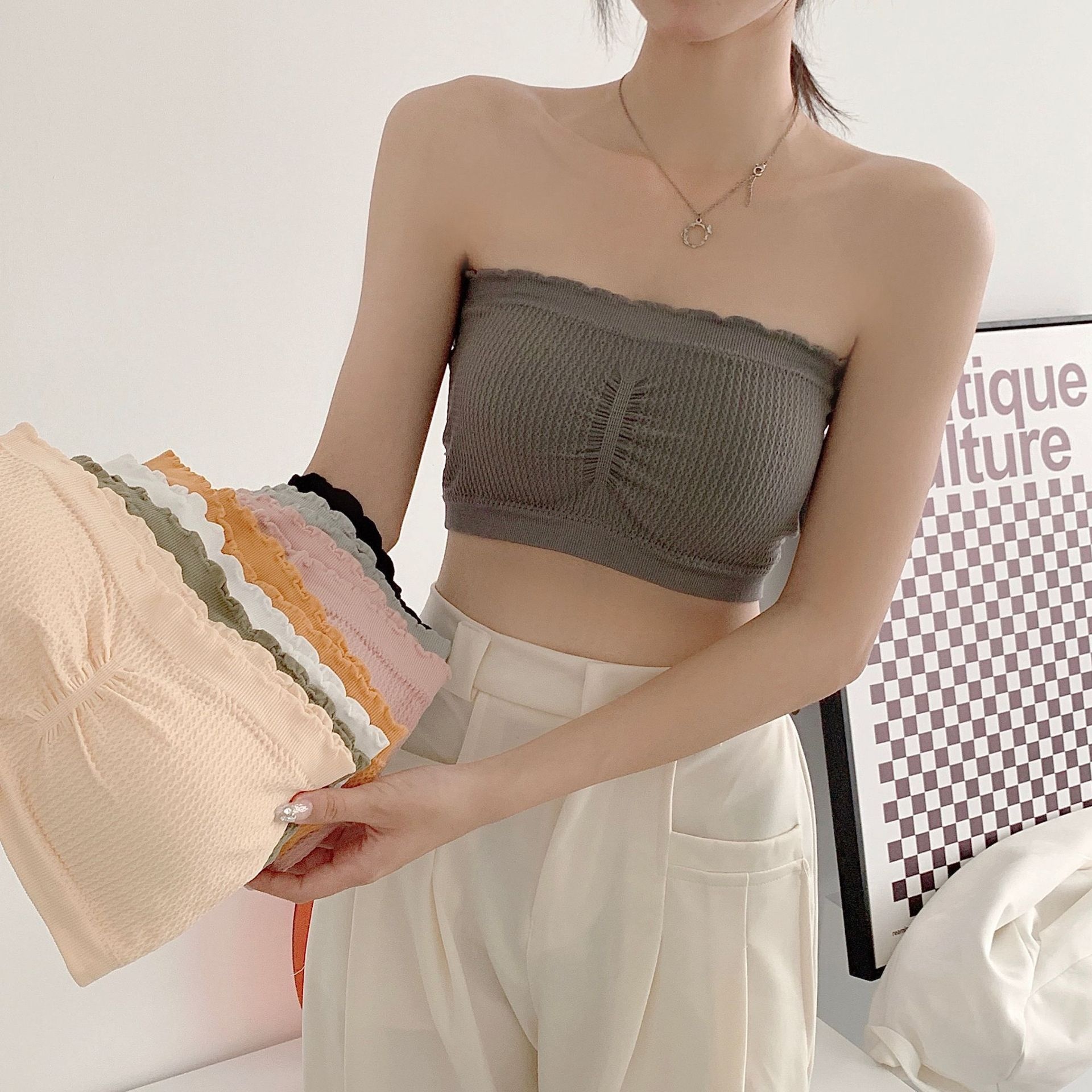 One-line Tube Top Strapless Underwear Female Student Anti-exposure Chest Wrap Inner Wear Beautiful Back Bra With Chest Pad Vest