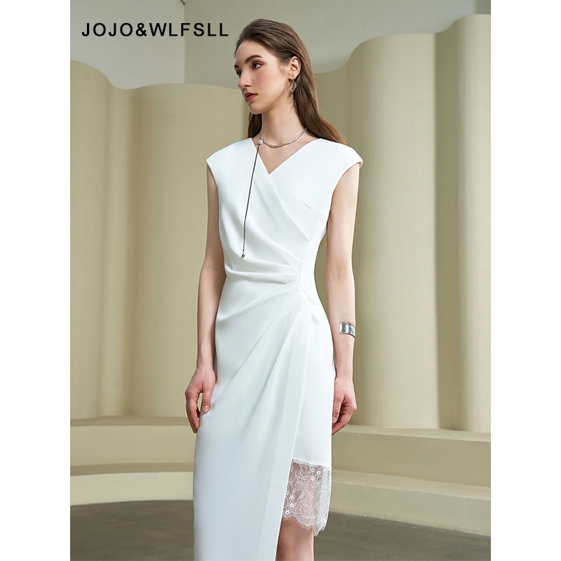 V-neck, Gathered Waist, Lace-trimmed Sleeveless Dress