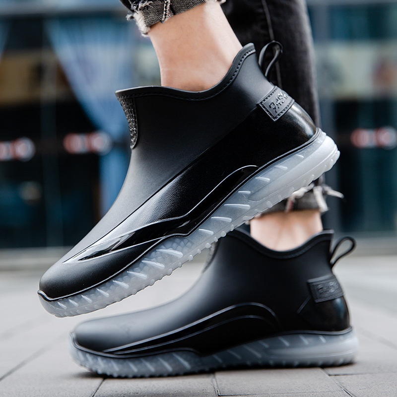 British Fashion Outdoor Rain Boots Men's Couple Waterproof Shoes Women's Leisure Kitchen Work Non-slip Fishing Water Boots Overshoes