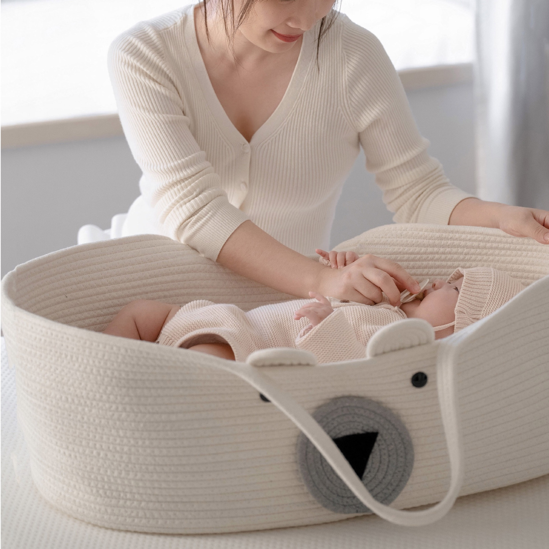 Pure Cotton Portable Baby Basket Portable Basket Light Portable Baby Sleeping Basket Creative Baby Bed