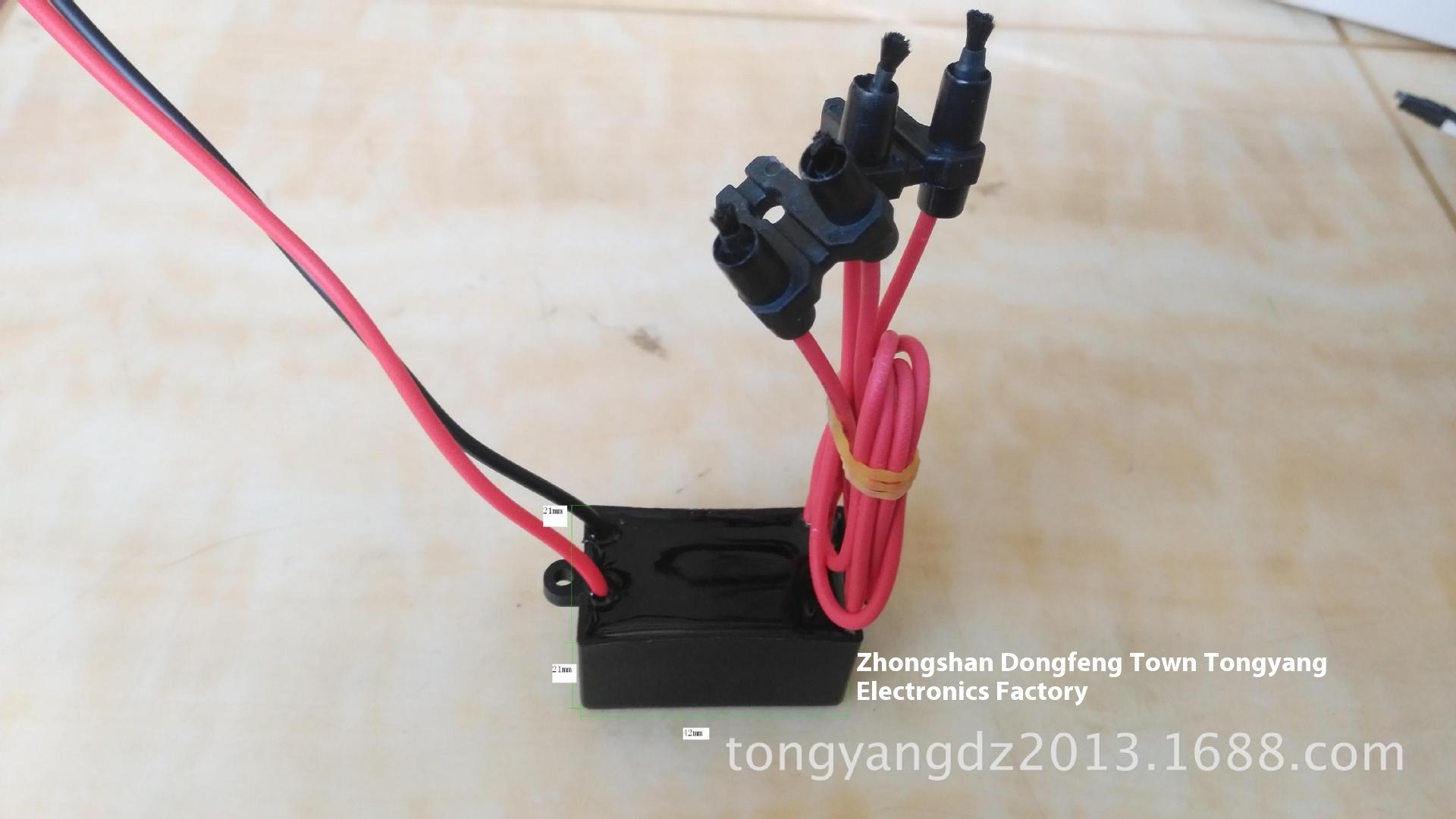 Negative Ion Generator Car Negative Oxygen Ion Air Purifier Smoke And Dust Removal Small Particle Size Negative Ions