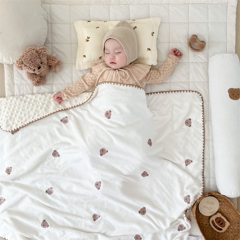 Baby Milk Velvet Blanket Bean Blanket Embroidered Shell Edge Baby Quilt Children Kindergarten Air Conditioning Blanket
