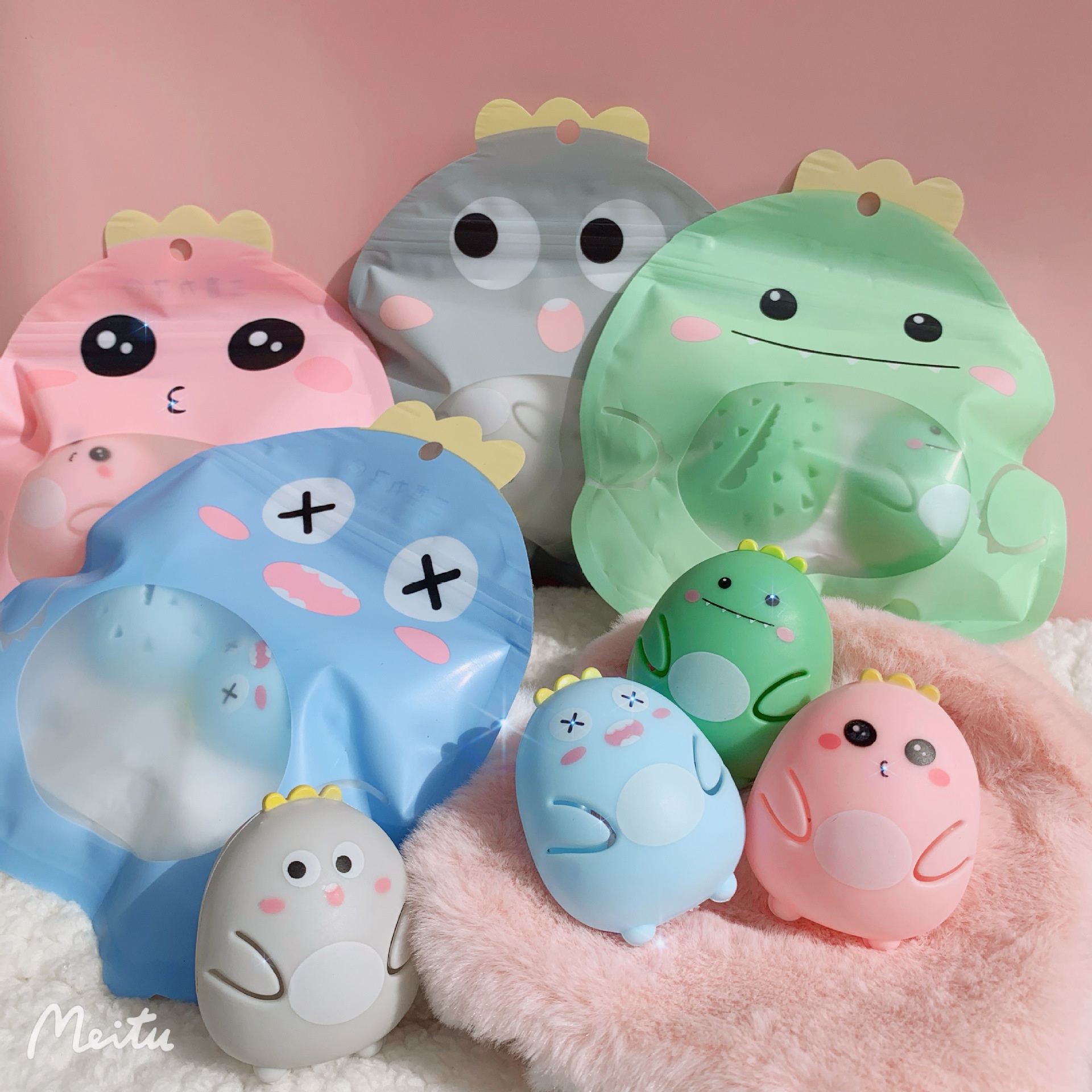 Small Dinosaur Warm Egg Winter Pocket Mini Long-lasting Self-heating Hand Warmer Carry Warm Baby Replacement Core Warm Egg