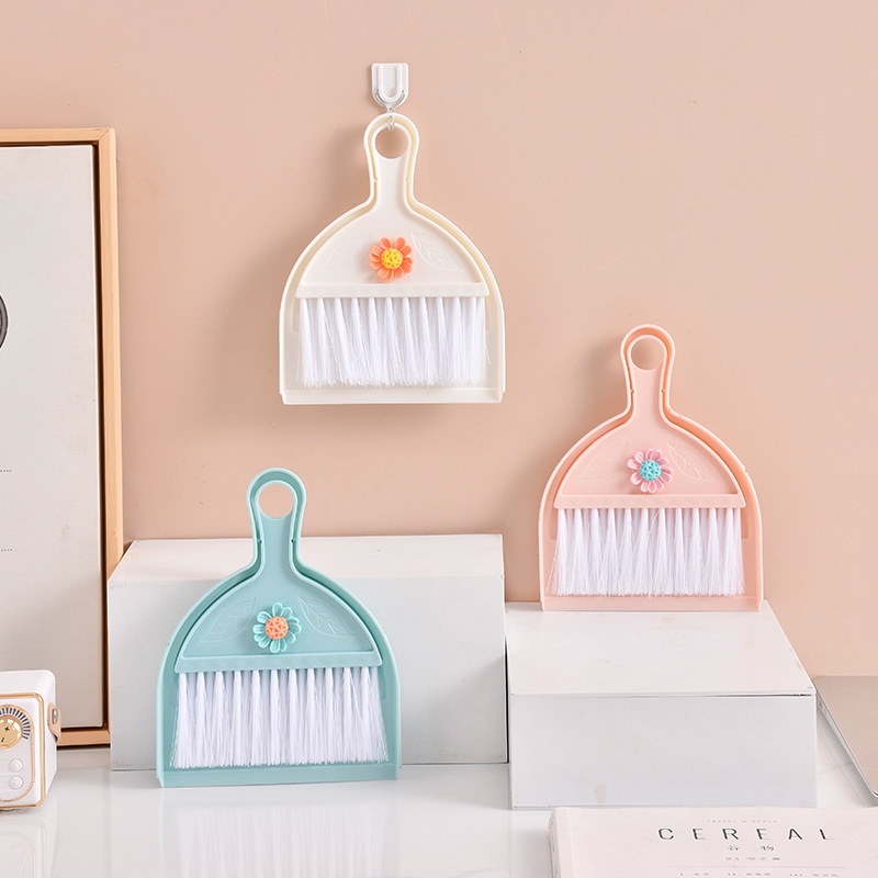 Desktop Dustpan Broom Set Household Car Cleaning Tools Broom Computer Keyboard Cleaning Brush Sweeping Shovel Set