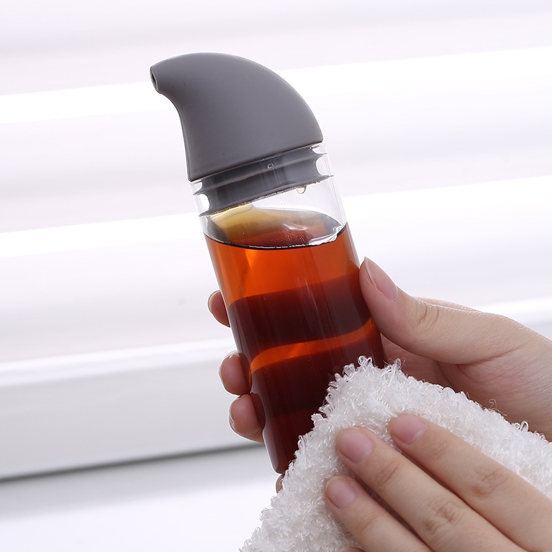 Soy Sauce Vinegar Seasoning Bottle Kitchen Supplies Household German Glass Silicone With Lid Leak-proof Fitness Sesame Oil Small Bottle