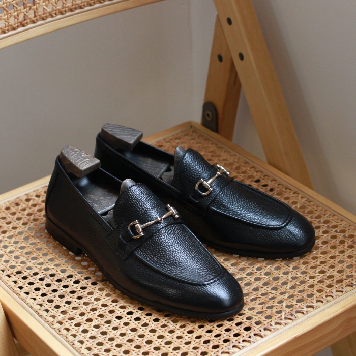 British Style Slip-on Shoes British Casual Italian Style Soft Structure Italian Lychee Pattern Horsebit Suit Loafers For Men