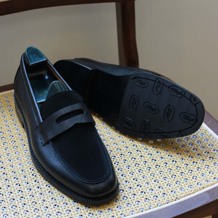 British Retro Penny Loafers Square Toe Leather Shoes Men's Business Casual Cowhide Suede Slip-on Wedding Loafers