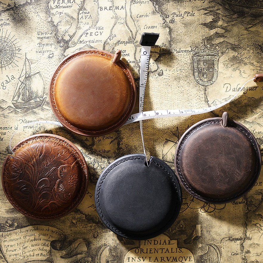Crazy Horse Leather Handmade Mini Tape Measure First Layer Cowhide Pull Measure Retro Clothing Tape Measure Genuine Leather Keychain Pendant Tape Measure