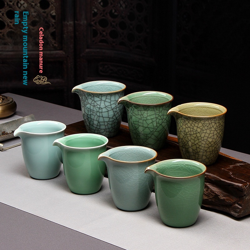 Empty Mountain Rain Longquan Celadon Ge Kiln Ice Crack Fair Cup Even Cup Ceramic Tea Dispenser Tea Sea Kung Fu Tea Accessories