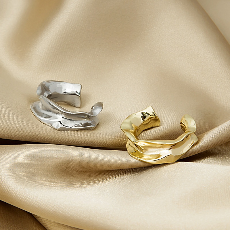 Irregular Metal Relief Ring,Designer Wide Band Geometric Women's Ring