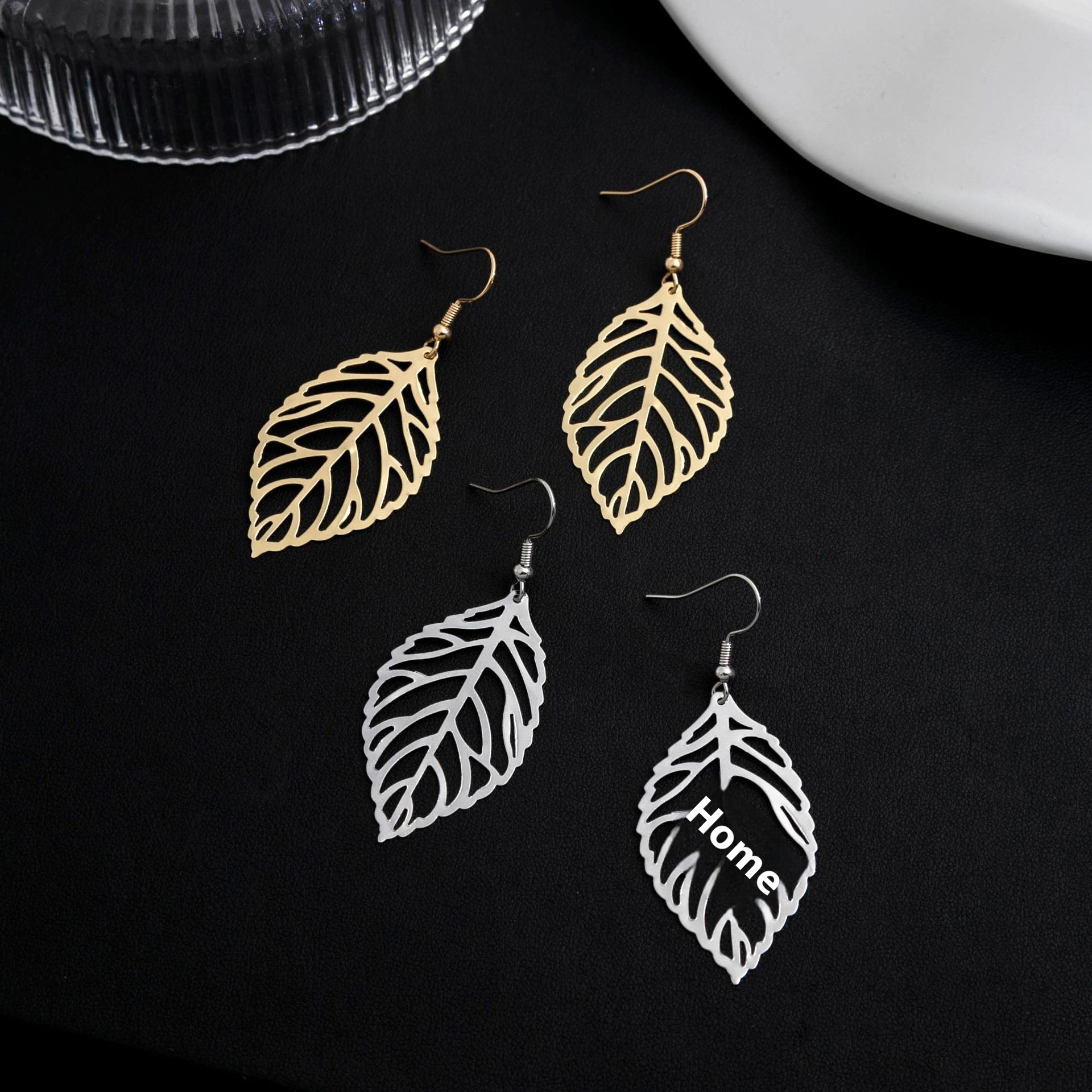 E614 Yiwu European And American Creative Fashion Simple Forest Metal Leaf Earrings Earrings Earrings