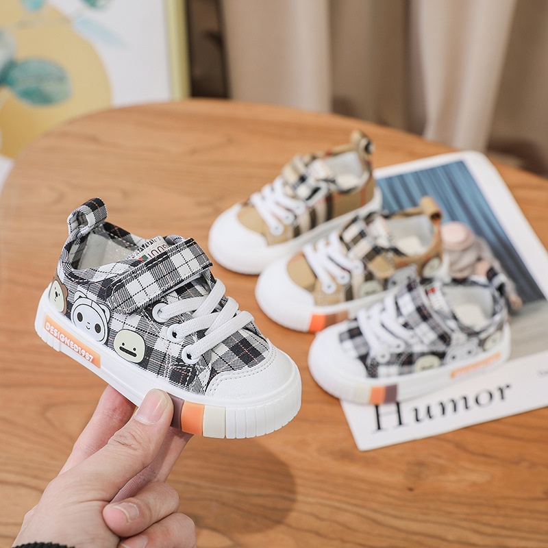 Spring And Autumn Baby Toddler Shoes Soft Sole Cartoon Canvas Shoes Black And White Checkered Cloth Shoes Children's Anti-kick Tendon Sole