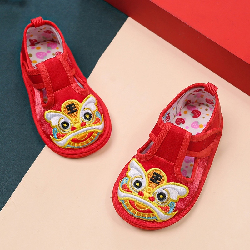 Infant Tiger Head Shoes One-year-old Learning Shoes Boys And Girls Baby Lion Tiger Soft Bottom Cloth Shoes Brocade Cotton Heavy Embroidery Cloth Shoes