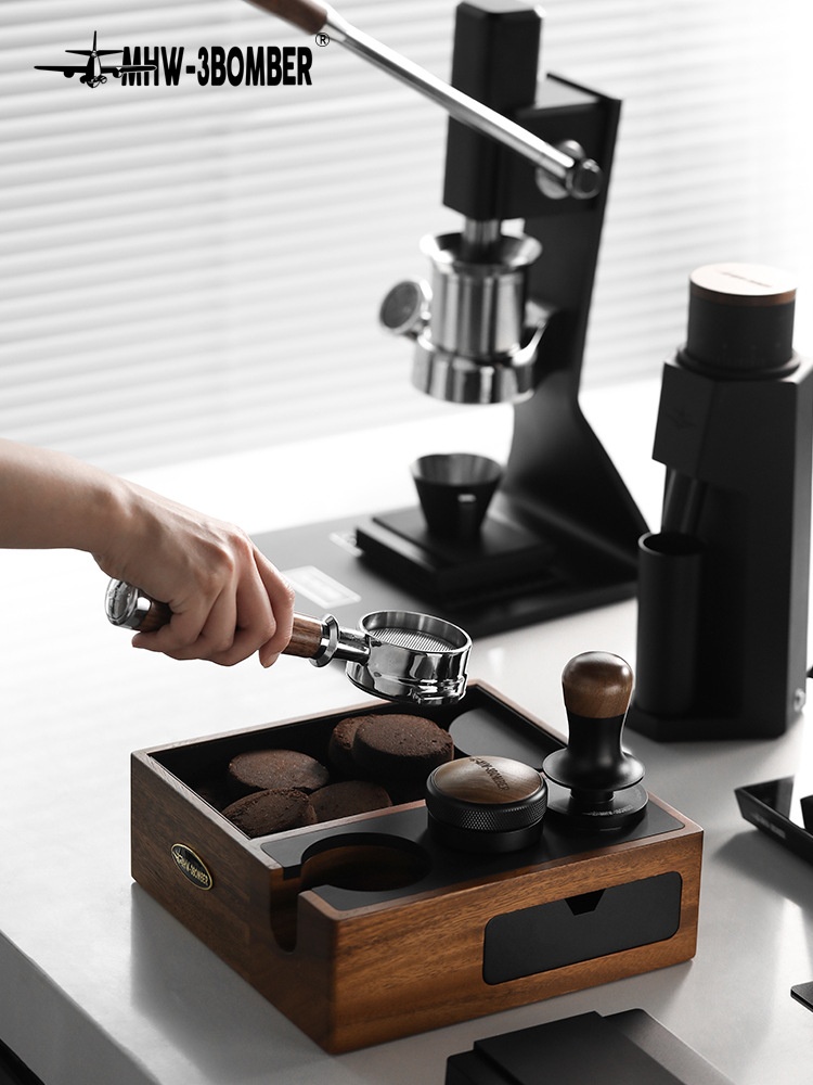 MHW-3 BOMBERBomber Coffee Handle Bracket Powder Hammer Walnut Base Solid Wood Filling Storage Seat