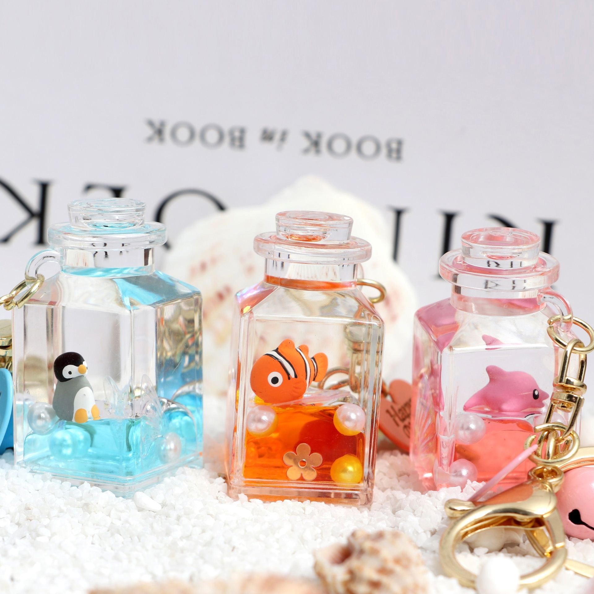 Floating Little Goldfish Keychain For Men And Women,Exquisite And Cute Drift Bottle,Car Key Pendant,School Bag Pendant,Small Gift
