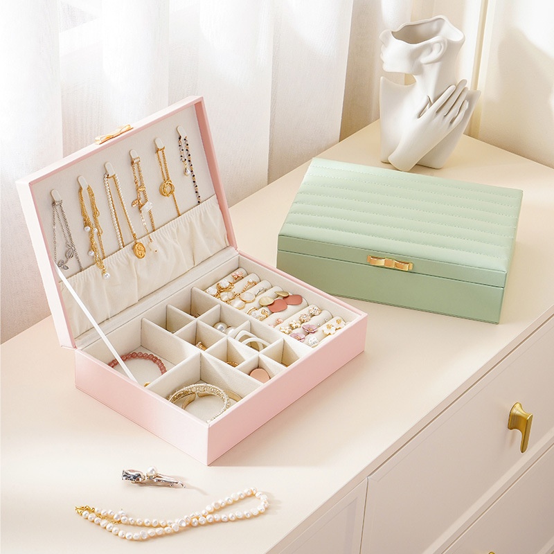 Single Layer Large Capacity PUJewelry Box Striped Leather Jewelry Box Ring Earrings Earrings Necklace Storage Box
