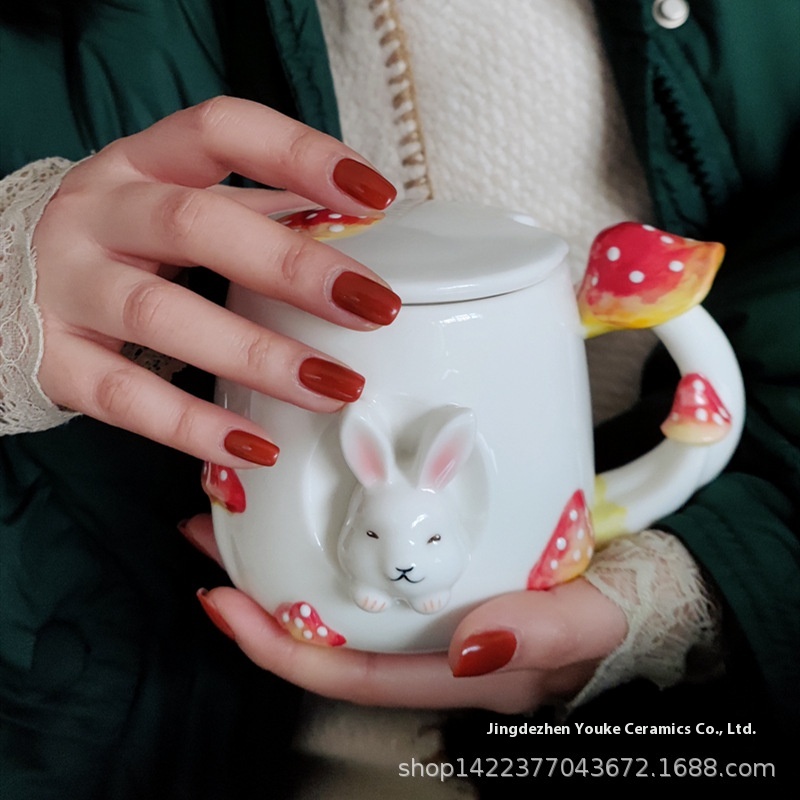 Product In Stock/Cute Girl Ceramic Cover Cup Creative Hand-painted High-value Mushroom Water Cup Creative Holiday Gift