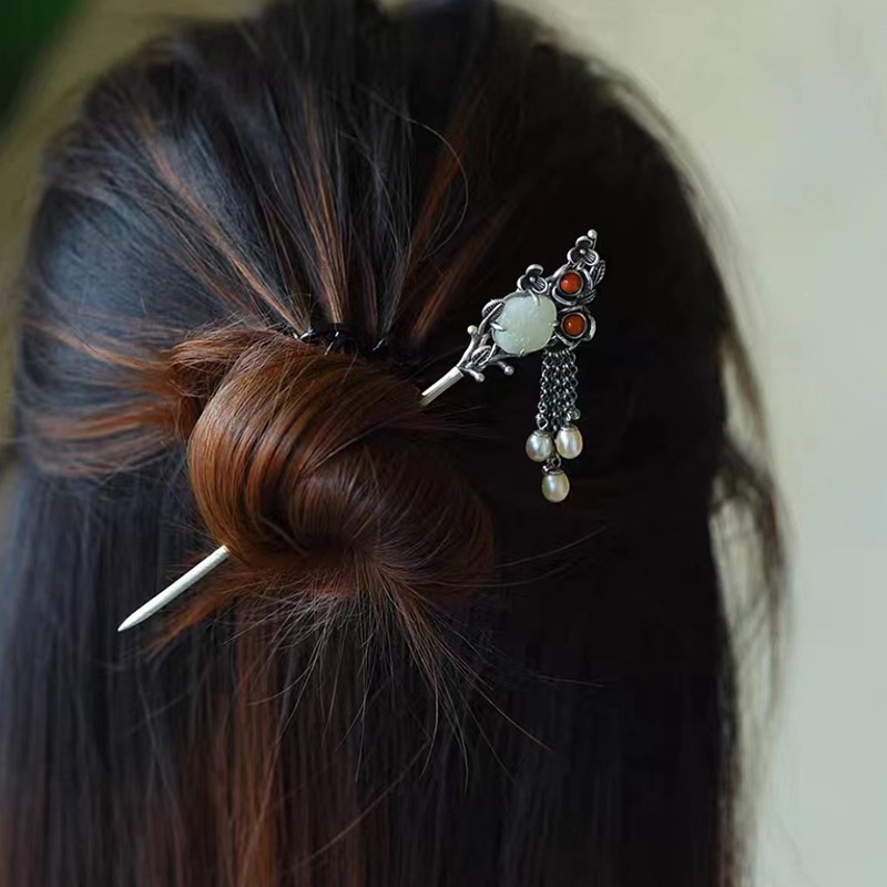 Hetian Jade Butterfly Ancient Style Hairpin Ethnic Style Elegant Hairpin High-end Temperament Headdress Donor Niche Non-legacy