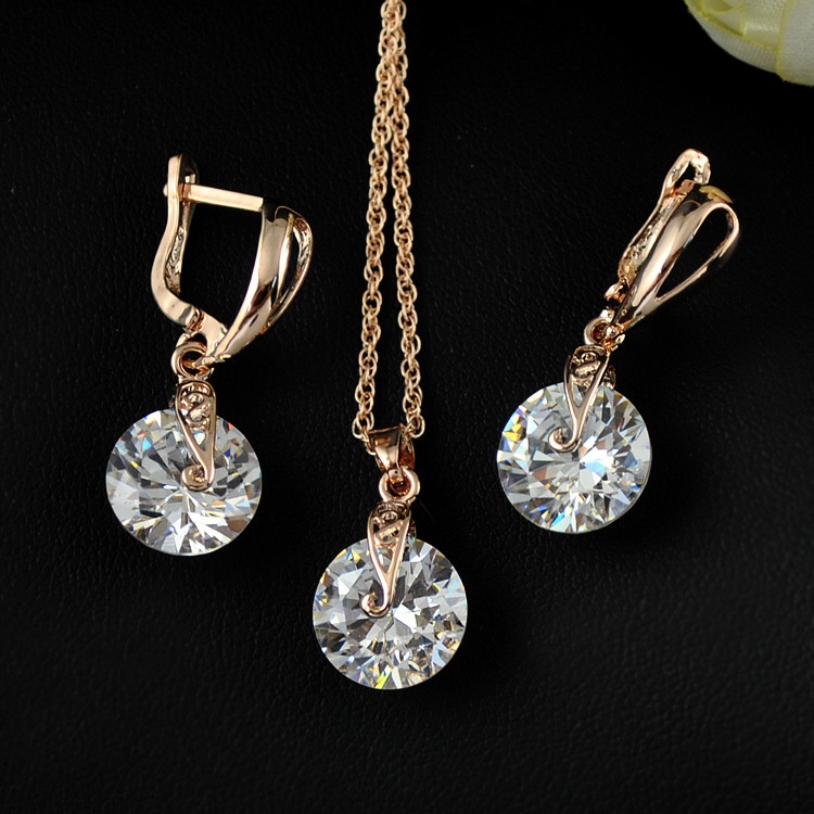 S138 Exaggerated Simple Round Zircon Pendant Set European And American Bride Dress Accessories Flashing Large Diamond2-piece Set