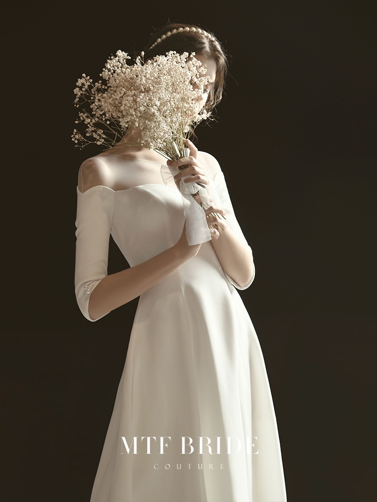 French Satin Light Wedding Dress Bride Sexy Backless Evening Dress Simple Going Out Wedding Dress