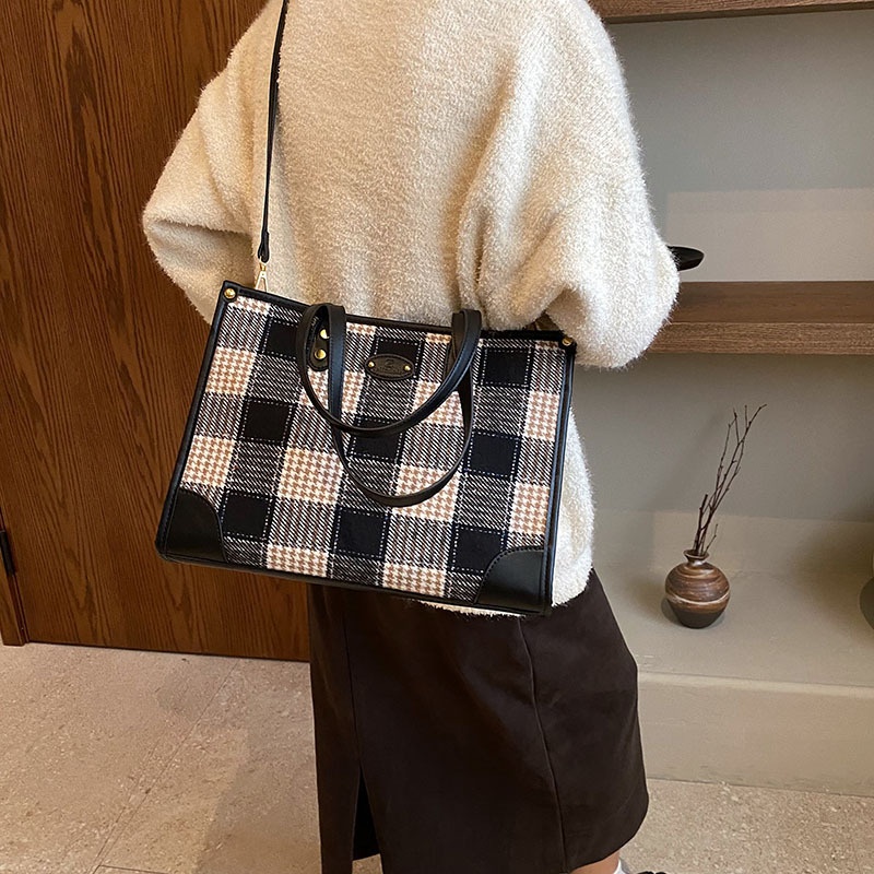 High-end Tote Bag For Women Retro Fashion Handbag Large-capacity Shoulder Messenger Bag